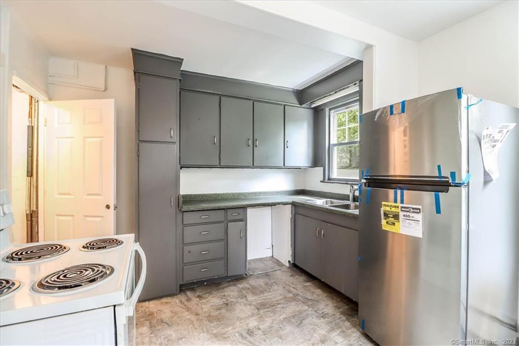 14 Poplar Street New Milford CT 06776
