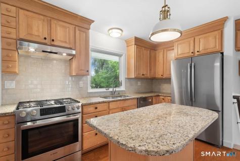34 Davenport Drive Stamford CT 06902