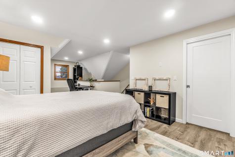462 Glendale Avenue Bridgeport CT 06606