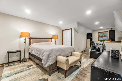 462 Glendale Avenue Bridgeport CT 06606