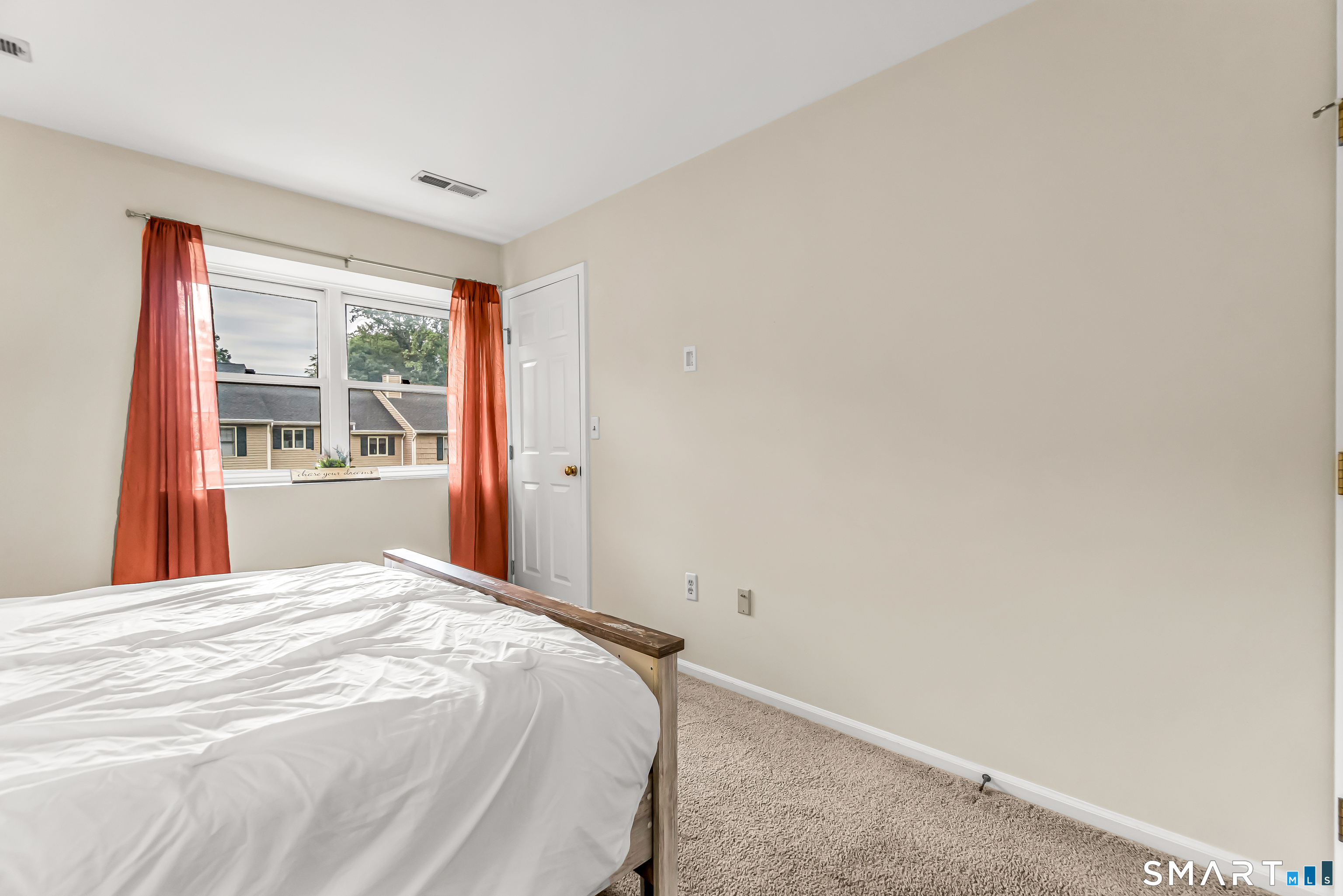 462 Glendale Avenue Bridgeport CT 06606