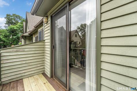 462 Glendale Avenue Bridgeport CT 06606