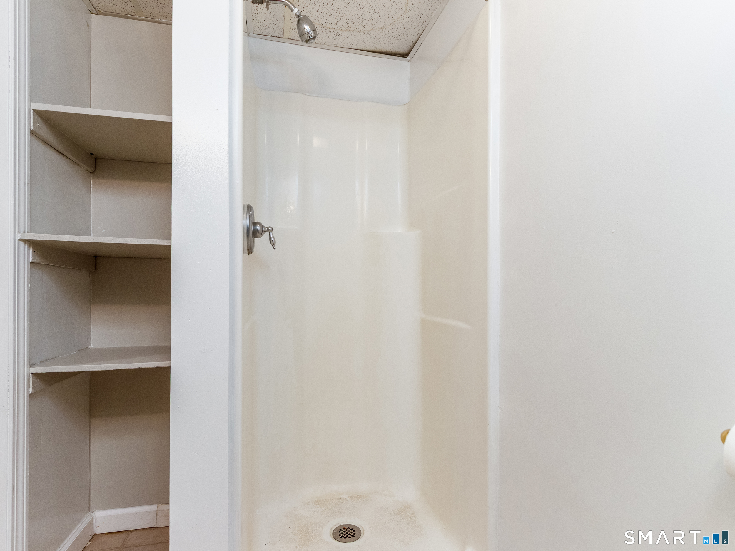 97 Brussels Avenue Wethersfield CT 06109