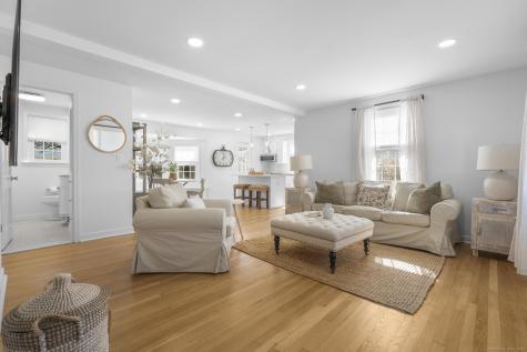 27 Reef Court Fairfield CT 06824
