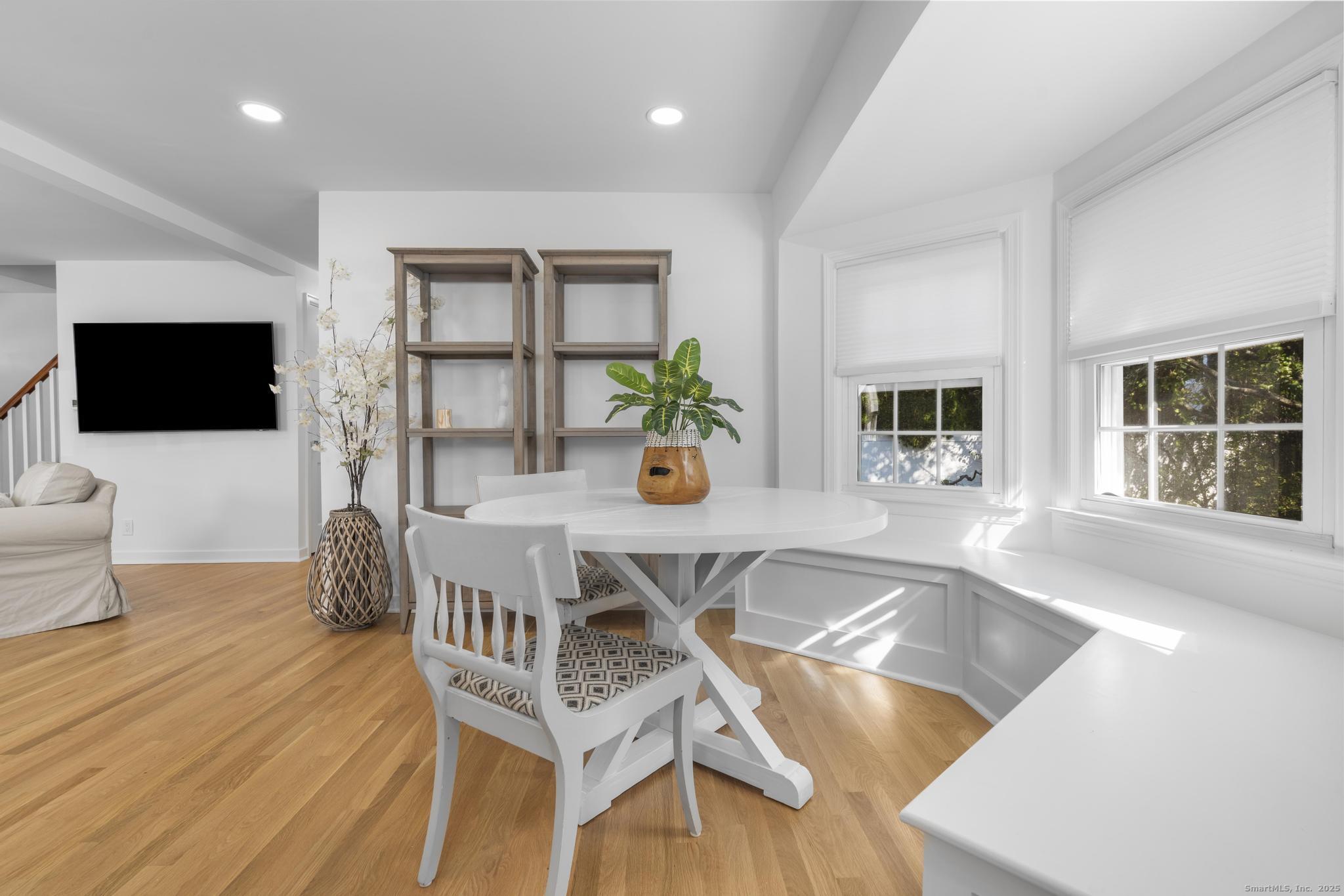 27 Reef Court Fairfield CT 06824