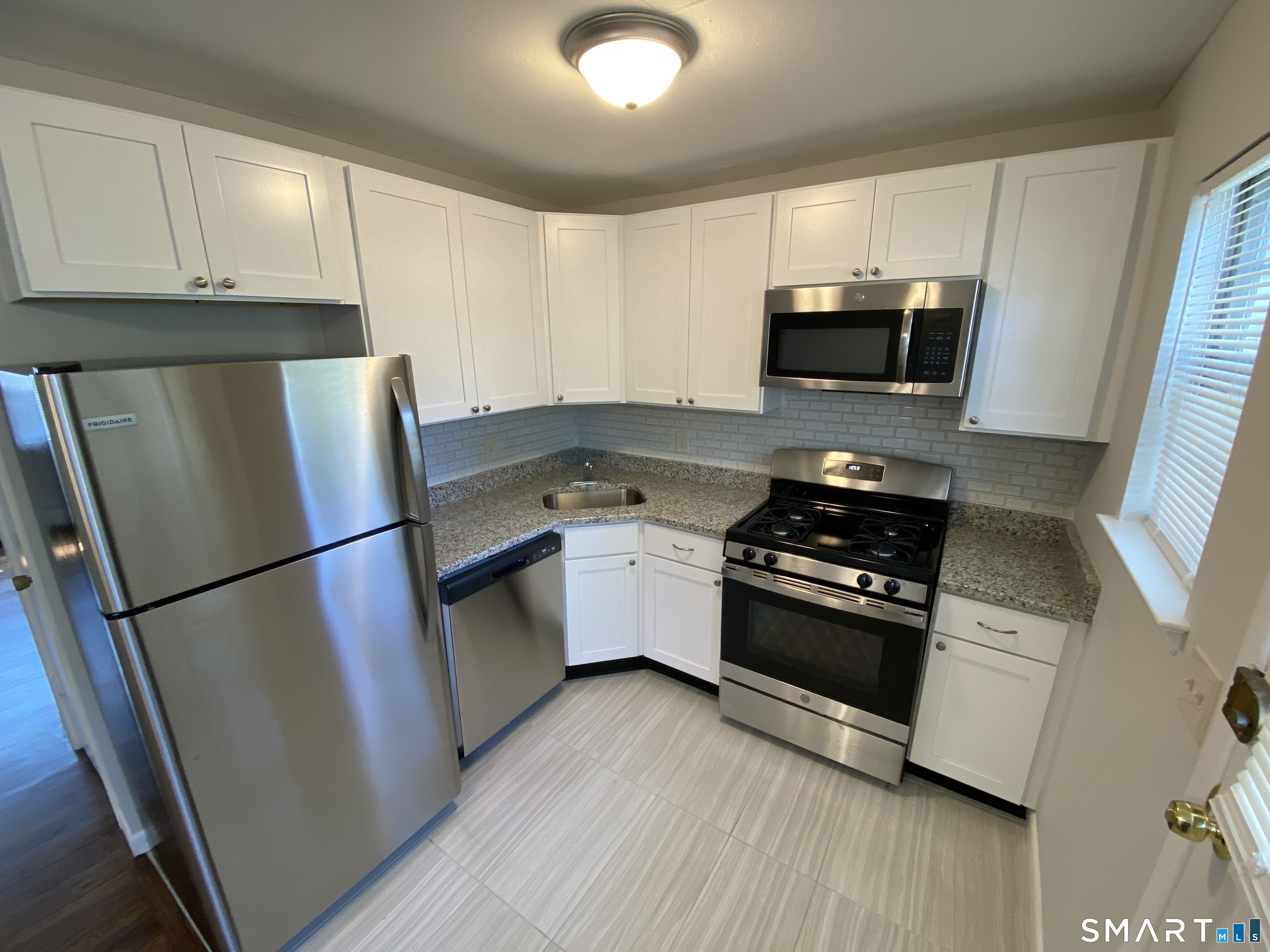 15 Elizabeth Street West Haven CT 06516