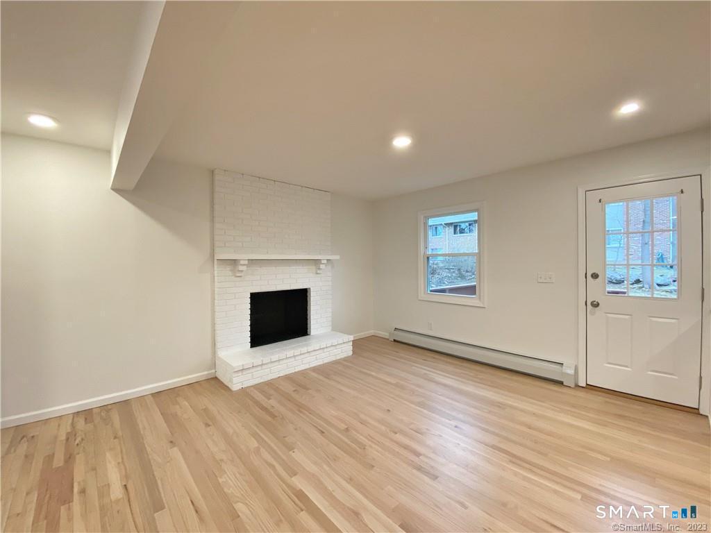 56 Taylor Place Fairfield CT 06890