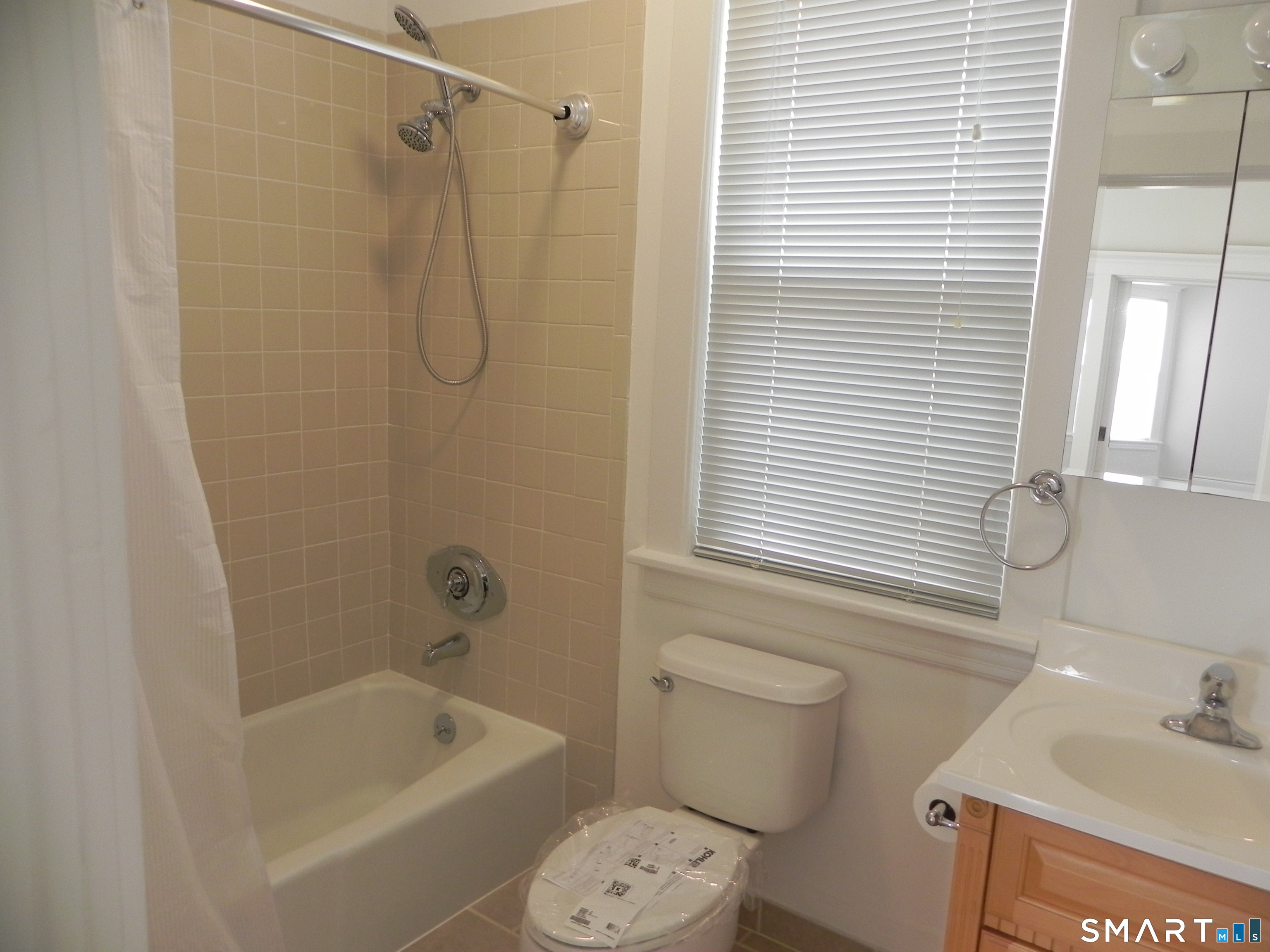 21 Edlie Avenue Norwalk CT 06855