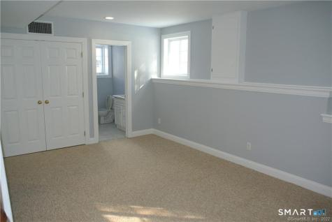 1260 Cutspring Road Stratford CT 06614