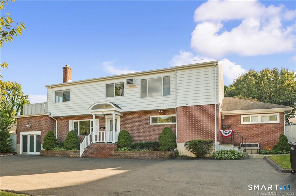 Stamford CT, 30 Riverside Avenue, Unit 1st fl