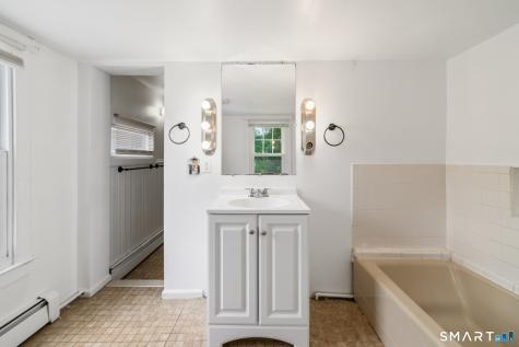 66 Pearl Street Seymour CT 06483