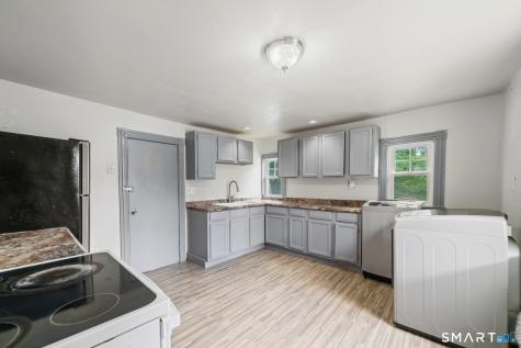 66 Pearl Street Seymour CT 06483