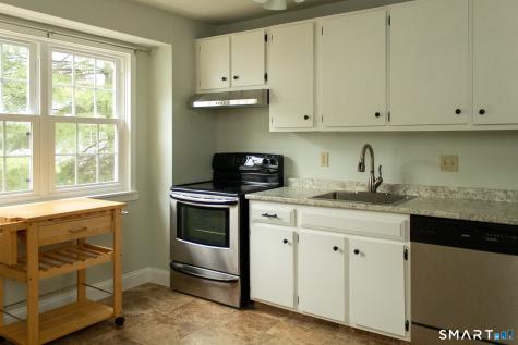 10 Georgetown Drive Enfield CT 06082