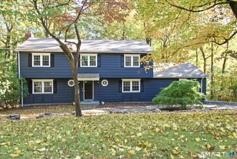 6 Redcoat Lane Trumbull CT 06611