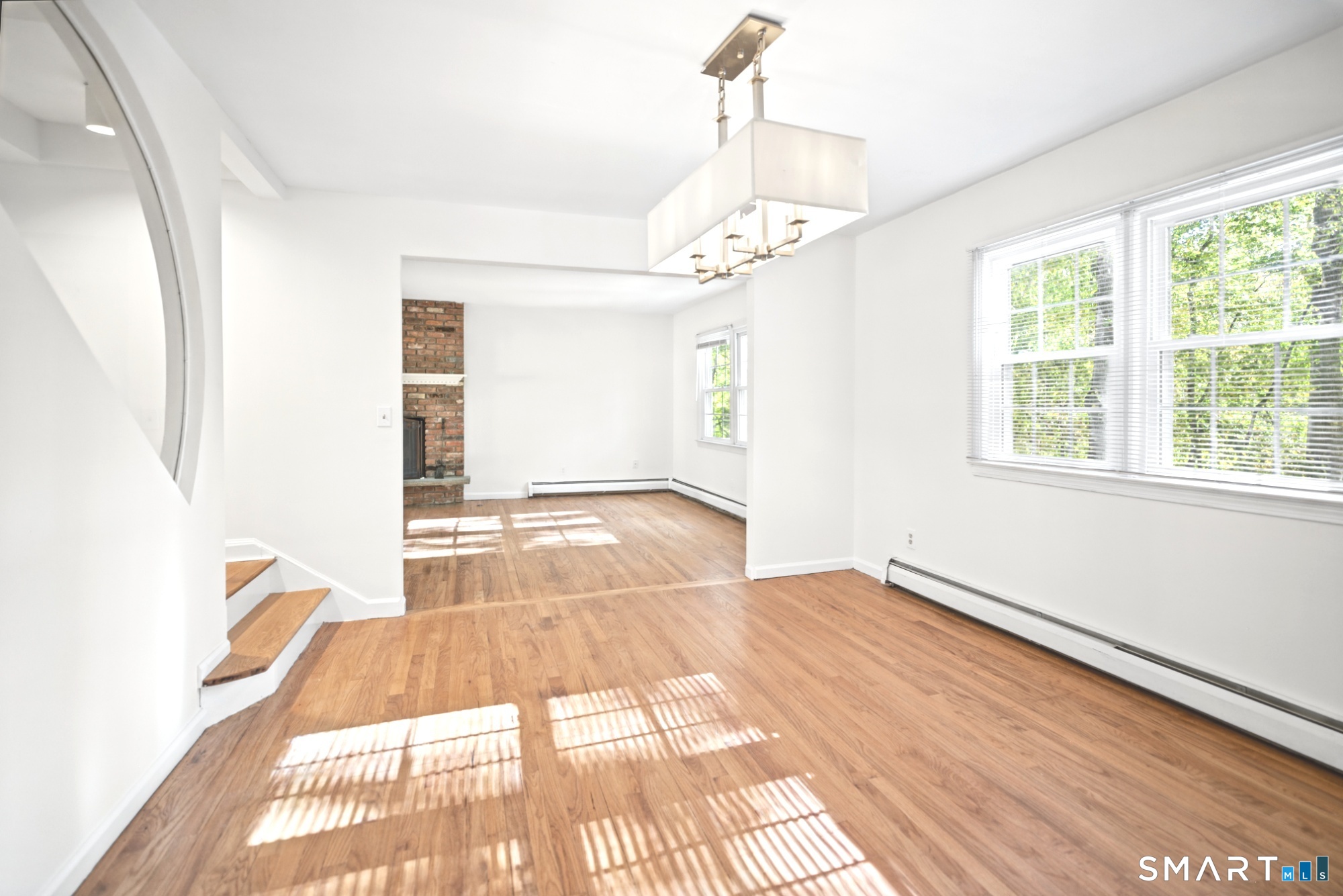 6 Redcoat Lane Trumbull CT 06611