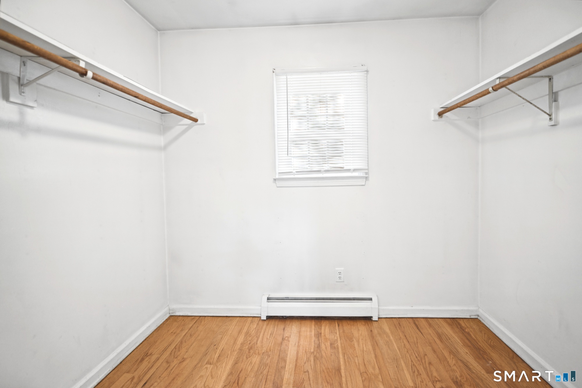 6 Redcoat Lane Trumbull CT 06611