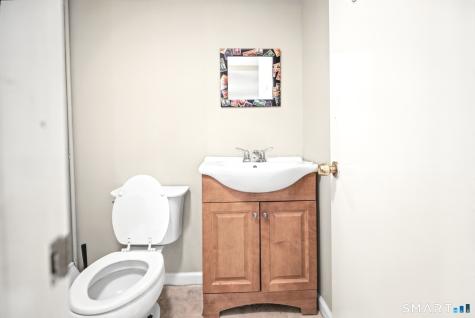 6 Redcoat Lane Trumbull CT 06611