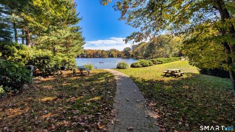 6 Redcoat Lane Trumbull CT 06611