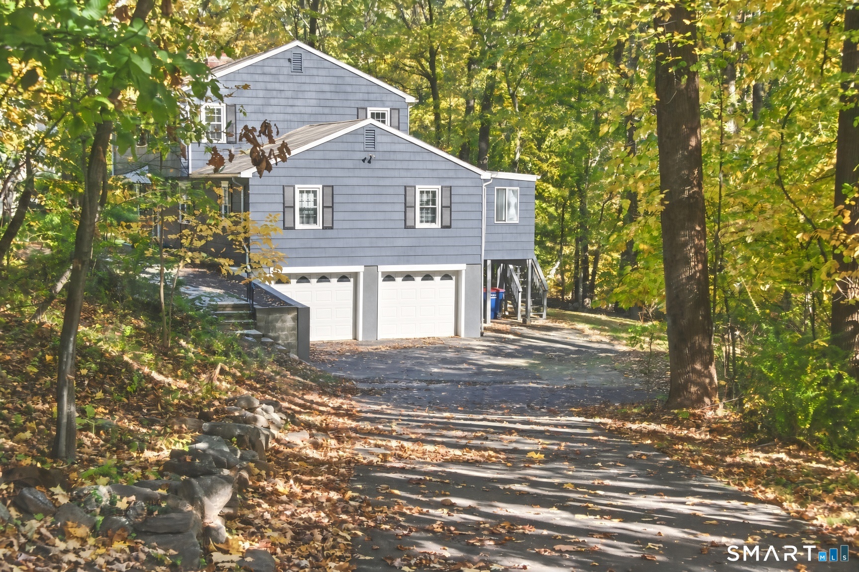 6 Redcoat Lane Trumbull CT 06611