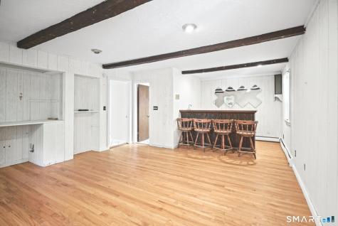 6 Redcoat Lane Trumbull CT 06611