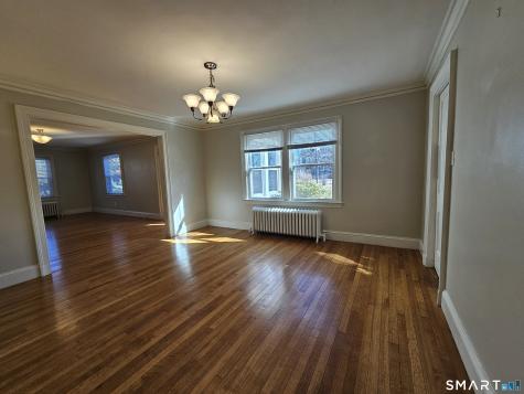 1093 Farmington Avenue West Hartford CT 06107