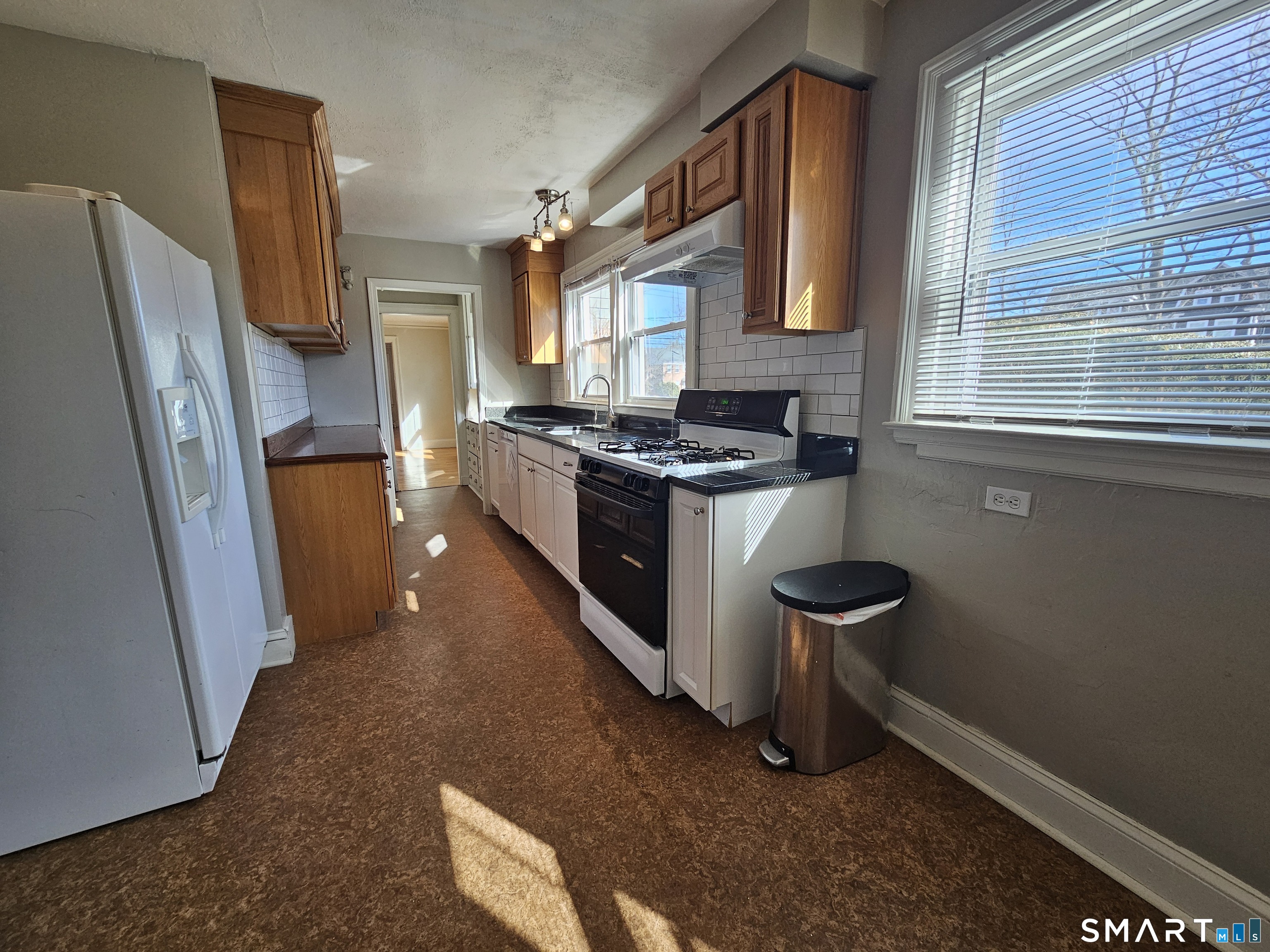1093 Farmington Avenue West Hartford CT 06107