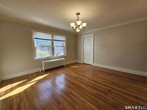 1093 Farmington Avenue West Hartford CT 06107