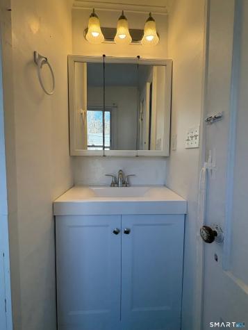 10 High Street Deep River CT 06417