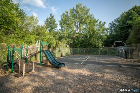 8 Quarry Corner Ridgefield CT 06877