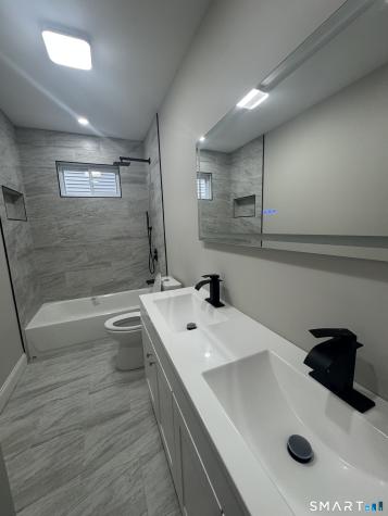 279 Harriet Street Bridgeport CT 06608