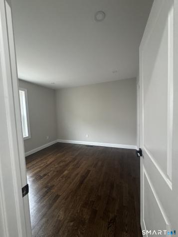 279 Harriet Street Bridgeport CT 06608