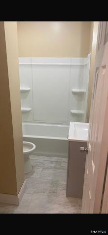 142 Chestnut Avenue Waterbury CT 06710