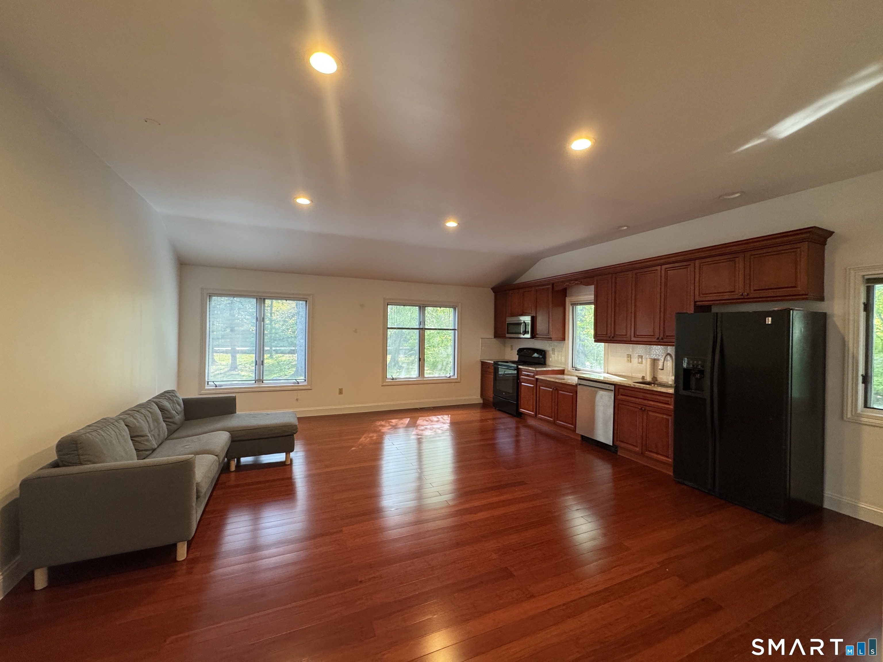 108 Comstock Hill Avenue Norwalk CT 06850