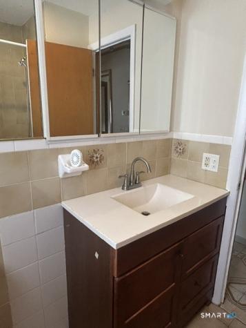 57 Avon Avenue Waterbury CT 06708