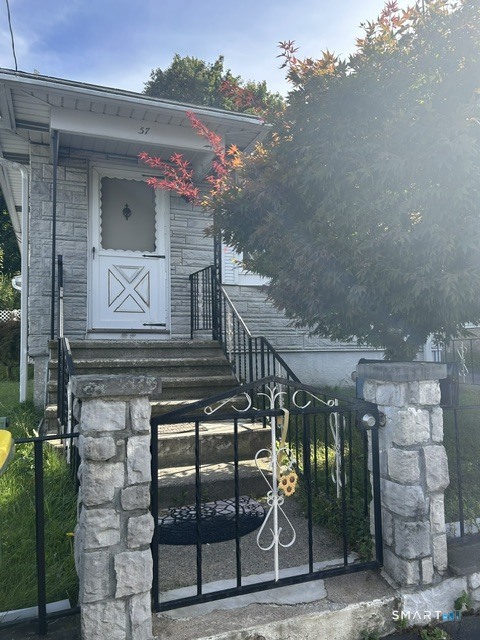 57 Avon Avenue Waterbury CT 06708