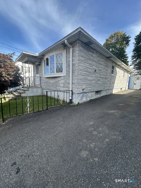 57 Avon Avenue Waterbury CT 06708