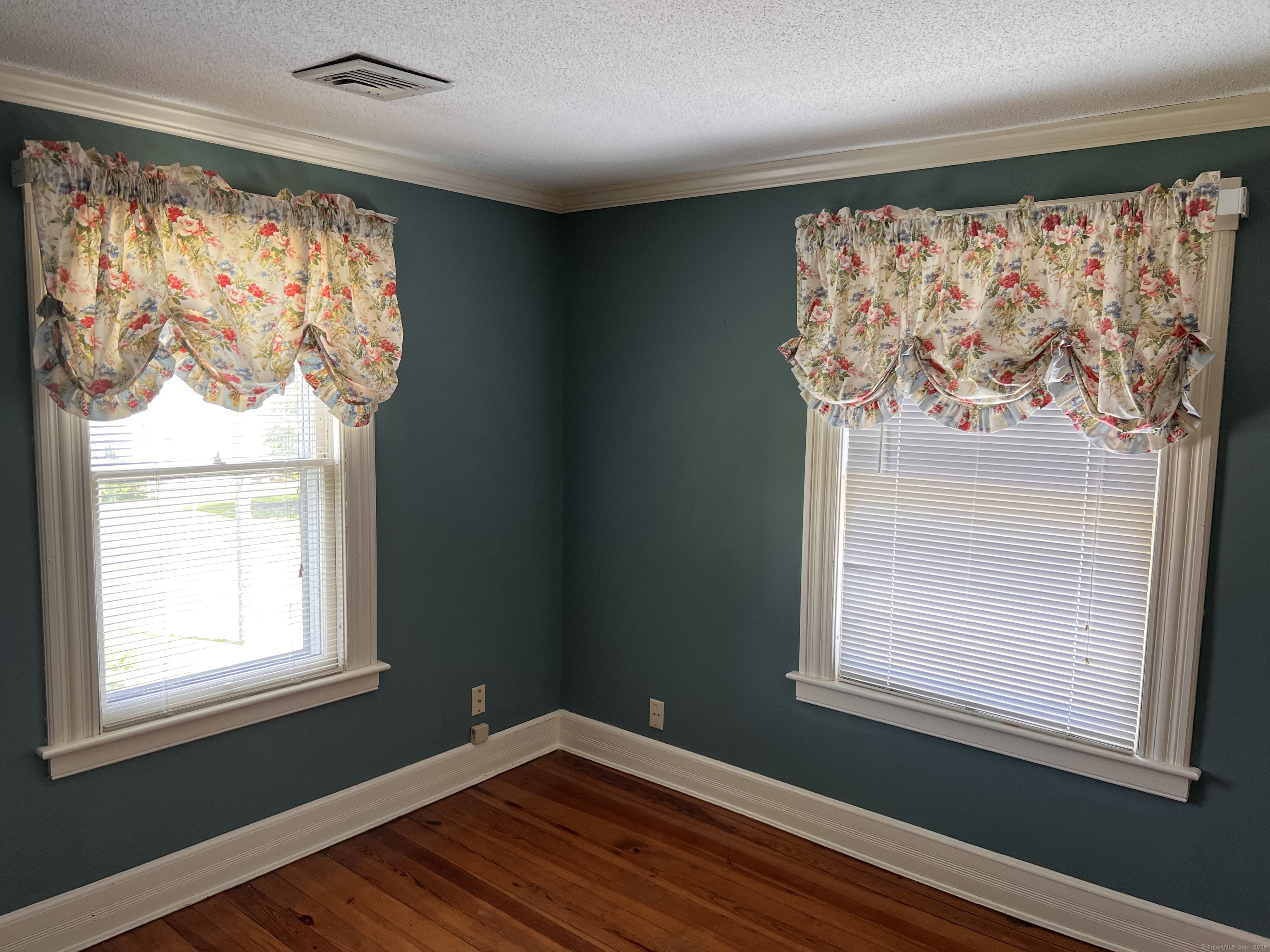 48 Pratt Street Glastonbury CT 06033