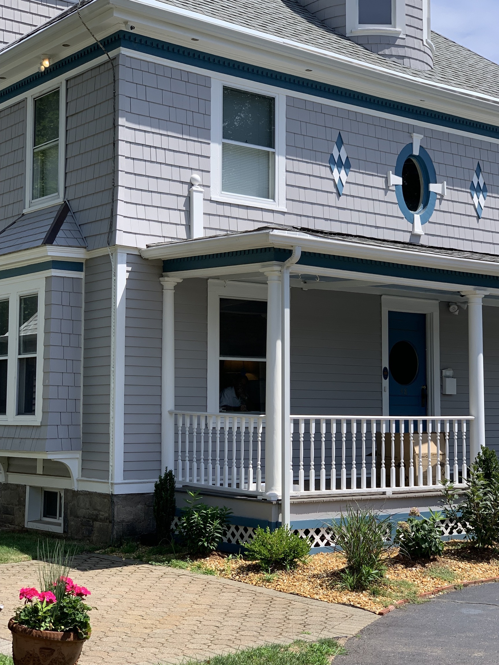 48 Pratt Street Glastonbury CT 06033