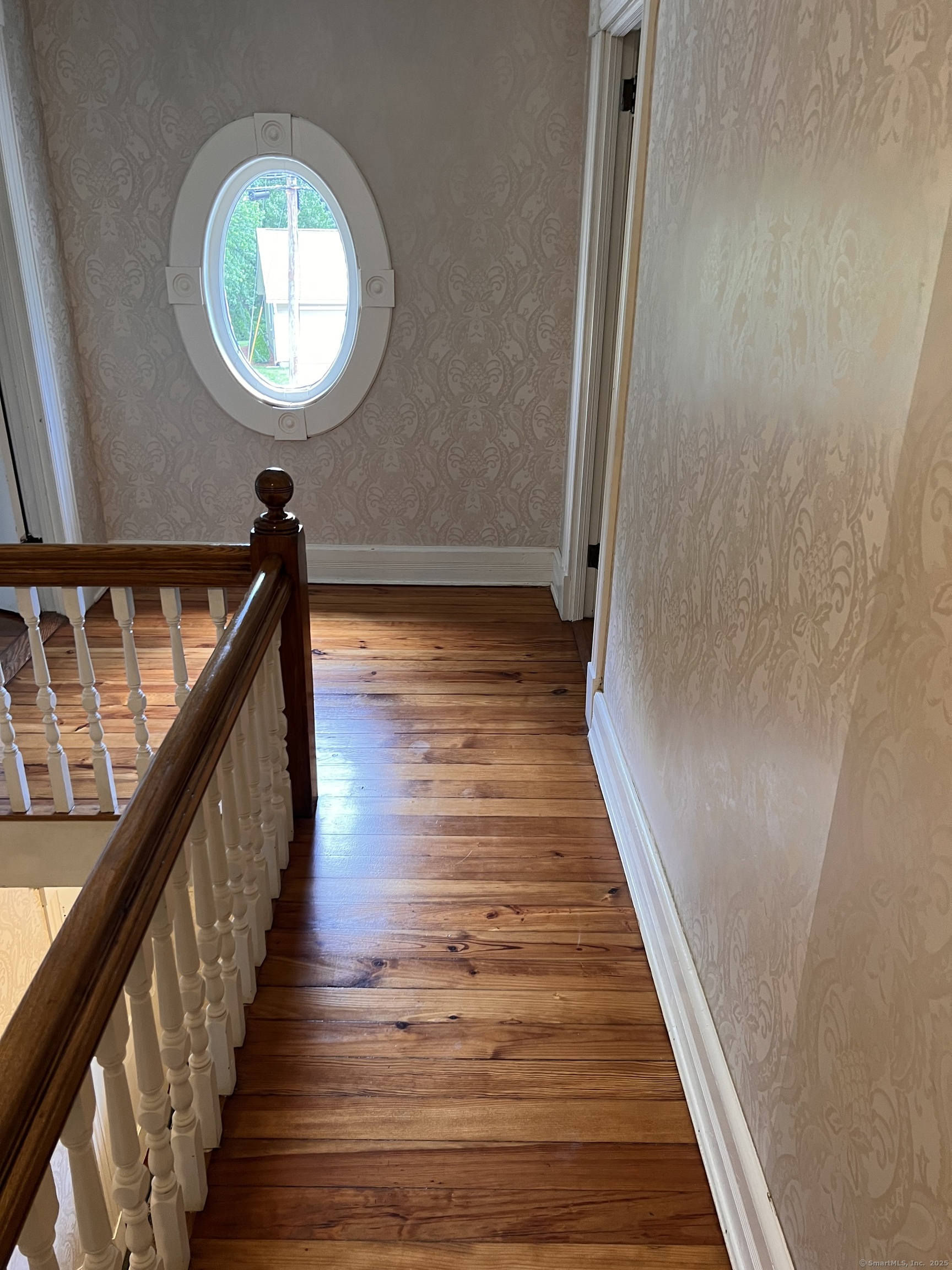 48 Pratt Street Glastonbury CT 06033