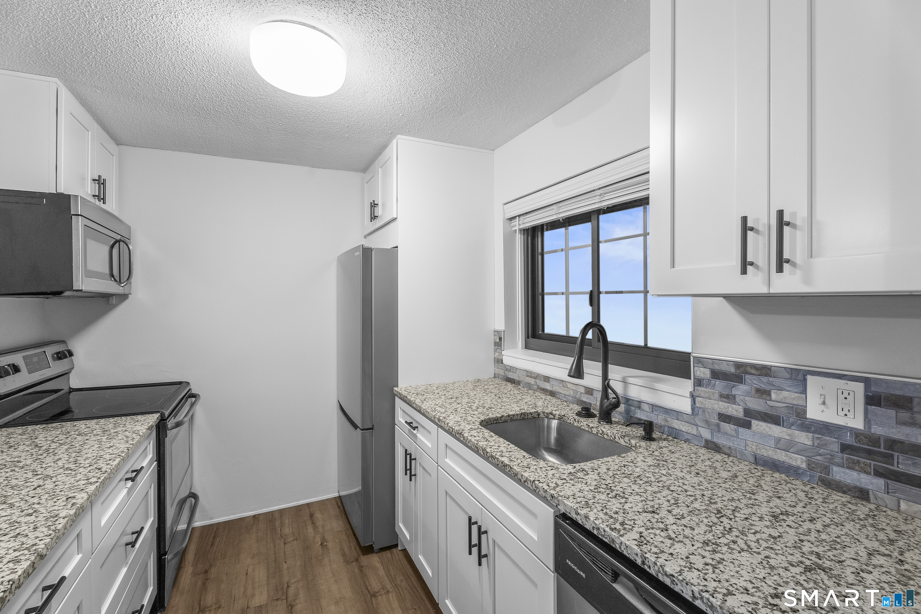 42 North Main Street West Hartford CT 06107