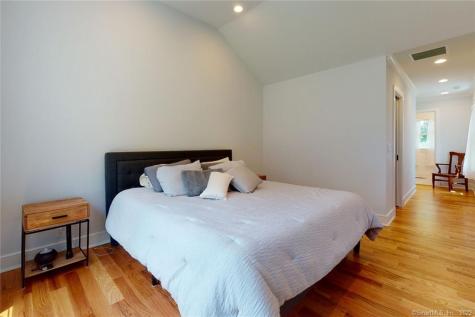 21 Anthony Lane Darien CT 06820