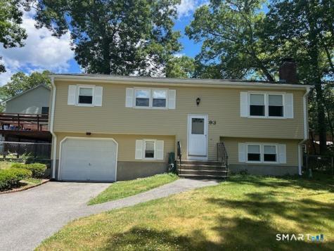 93 Laurelwood Drive East Lyme CT 06357
