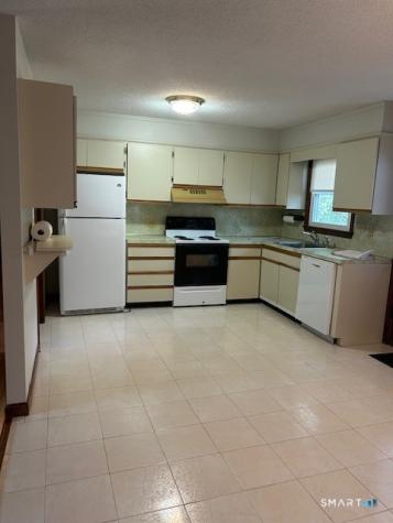93 Laurelwood Drive East Lyme CT 06357