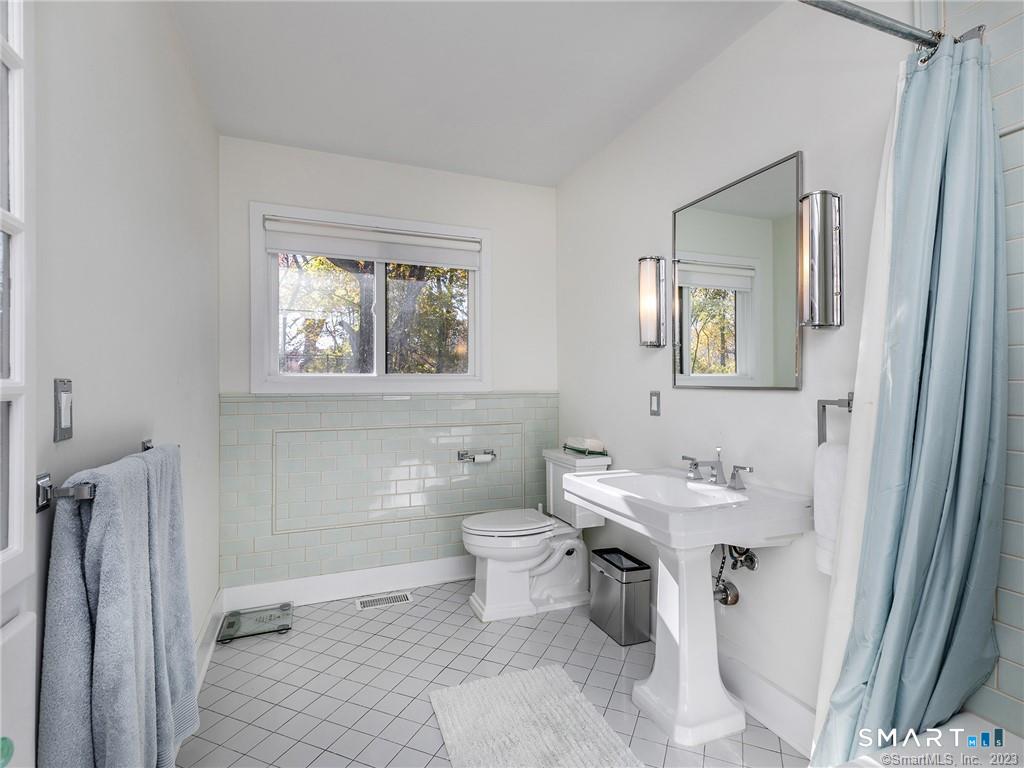 321 West Shore Road Washington CT 06777