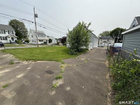 11 Colony Street Stratford CT 06615