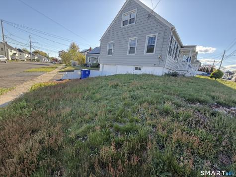 11 Colony Street Stratford CT 06615