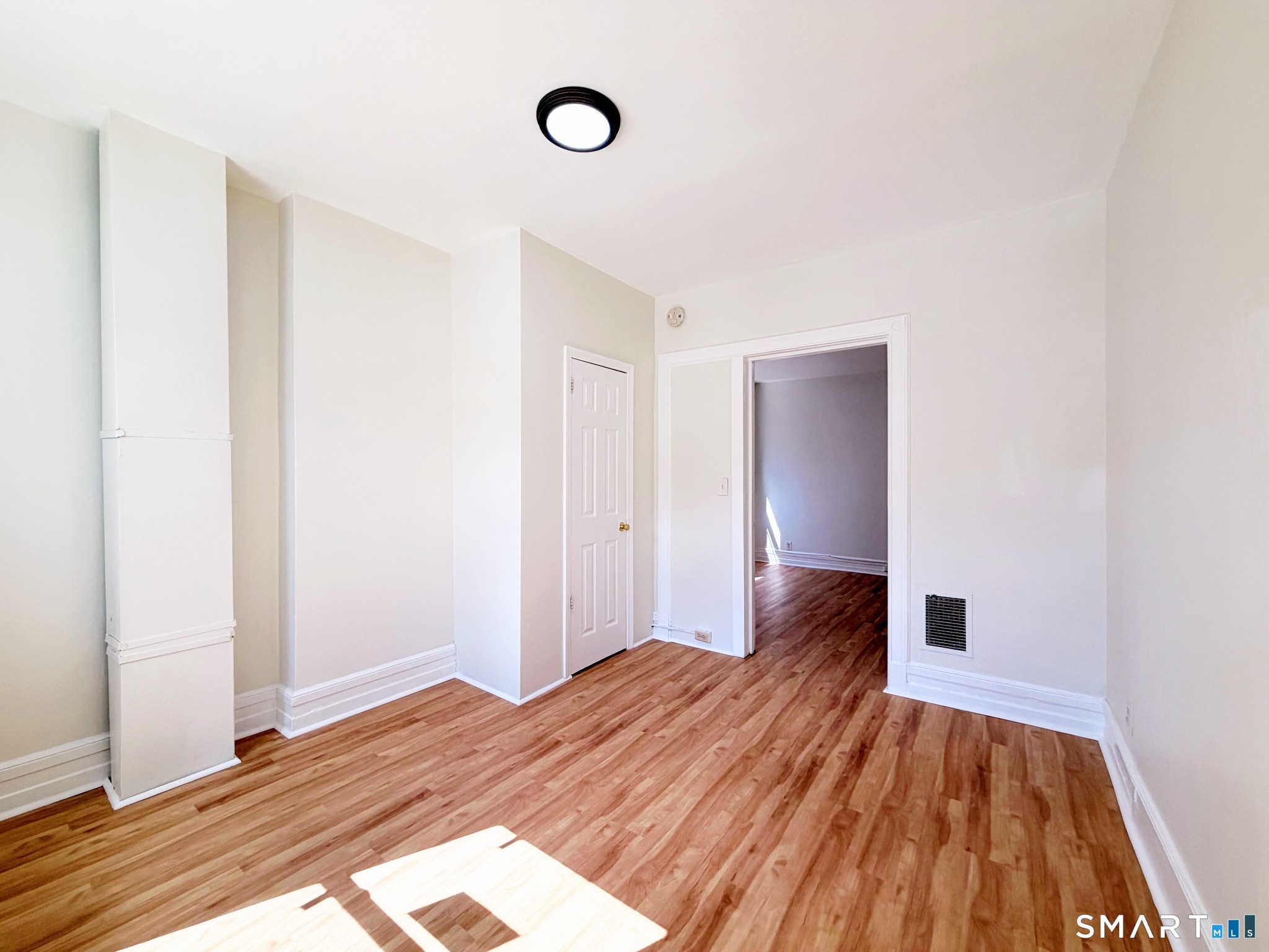 347 Dover Street Bridgeport CT 06610