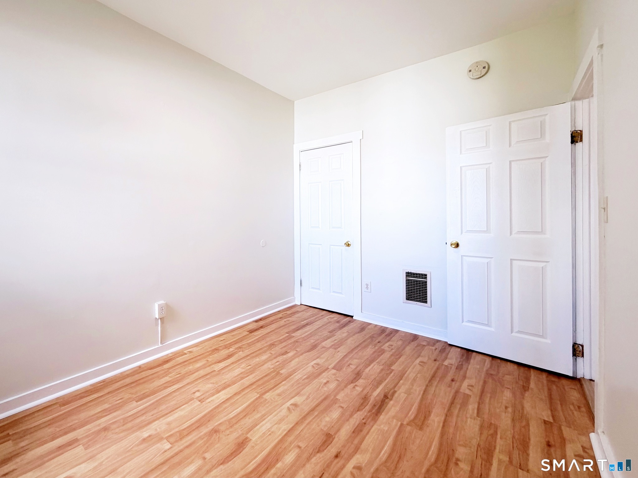 347 Dover Street Bridgeport CT 06610