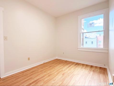 347 Dover Street Bridgeport CT 06610