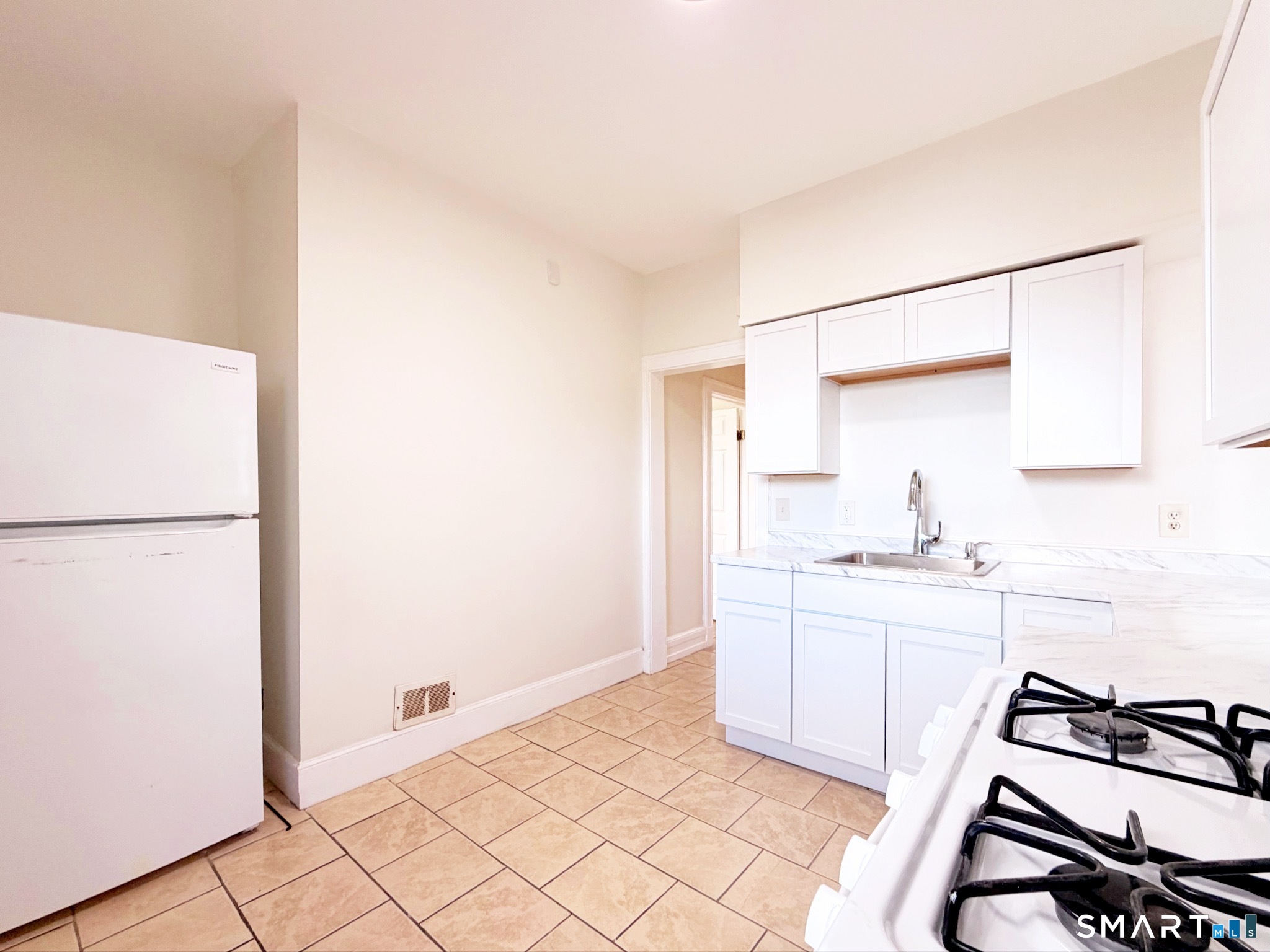 347 Dover Street Bridgeport CT 06610